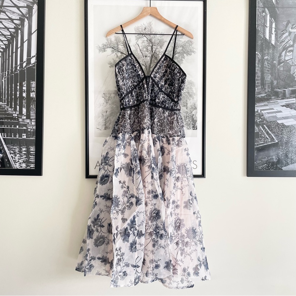 Anthropologie Halter Dress Black White V Neck Medium Midi NWT - Picture 6 of 16
